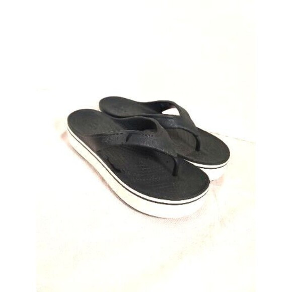 Crocs Mens 8 Womens 10 Comfort Chunky Flip Flop Thong Strap Sandals Black White - Picture 1 of 8
